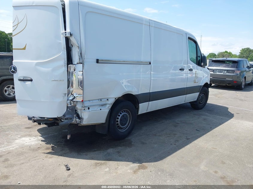 2024 Mercedes-benz Sprinter VIN W1Y4KBHY4RT174257 IAAI salvage auction — FRONT & REAR, Clear (Georgia), sold $475 on 2026-07-29 (photo 4)
