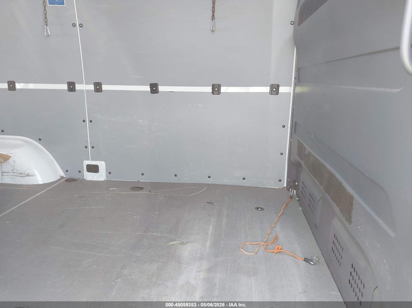 2024 Mercedes-benz Sprinter VIN W1Y4KBHY4RT174257 IAAI salvage auction — FRONT & REAR, Clear (Georgia), sold $475 on 2026-07-29 (photo 8)