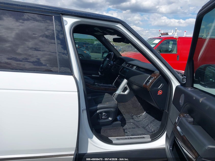 2017 Land rover RANGE ROVER VIN SALGS5FE1HA367707 IAAI salvage auction — LEFT FRONT, Salvage (New Jersey), sold $5,100 on 2026-07-29 (photo 5)