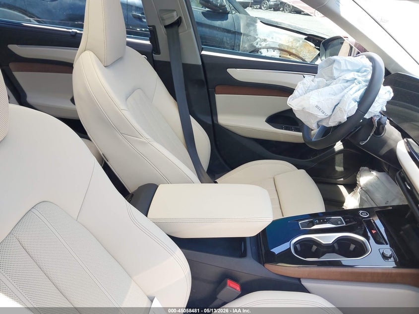 2026 Audi A6 VIN WAU35CFNXTN016309 IAAI salvage auction — FRONT END, Certificate Of Destruction (Florida), sold $24,050 on 2026-07-20 (photo 5)
