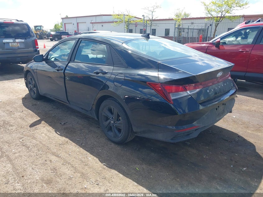 2022 Hyundai Elantra VIN KMHLM4AG5NU289876 IAAI salvage auction — SIDE, Salvage (Michigan), sold $3,650 on 2026-07-16 (photo 3)