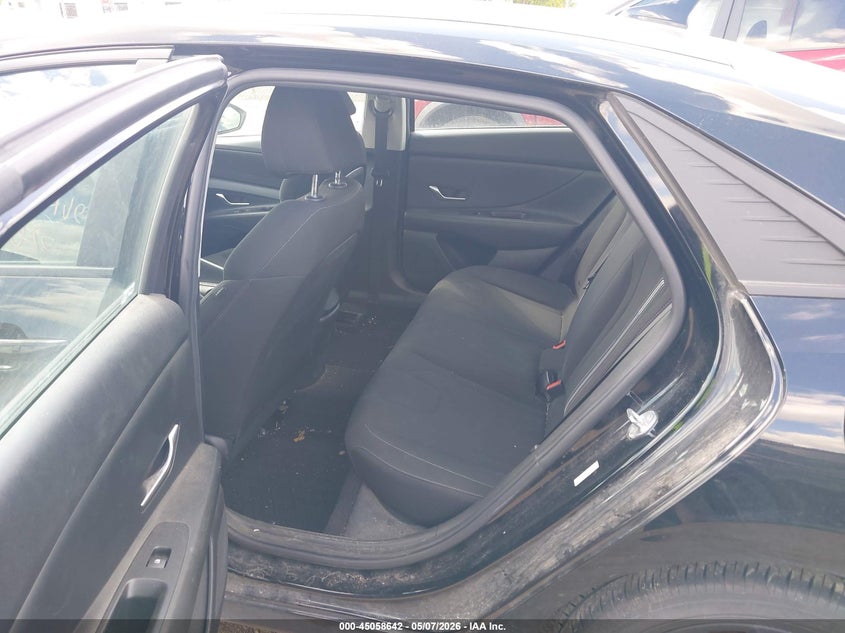 2022 Hyundai Elantra VIN KMHLM4AG5NU289876 IAAI salvage auction — SIDE, Salvage (Michigan), sold $3,650 on 2026-07-16 (photo 8)