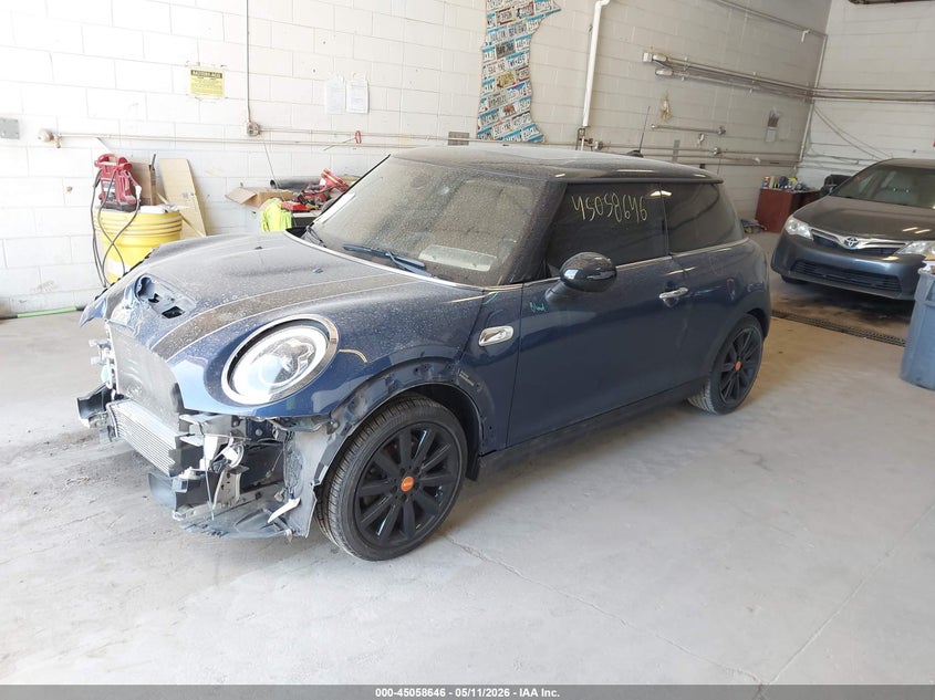 2016 Mini Hard top VIN WMWXP7C59G2C60731 IAAI salvage auction — FRONT END, Salvage (Minnesota), sold $2,800 on 2026-07-15 (photo 2)