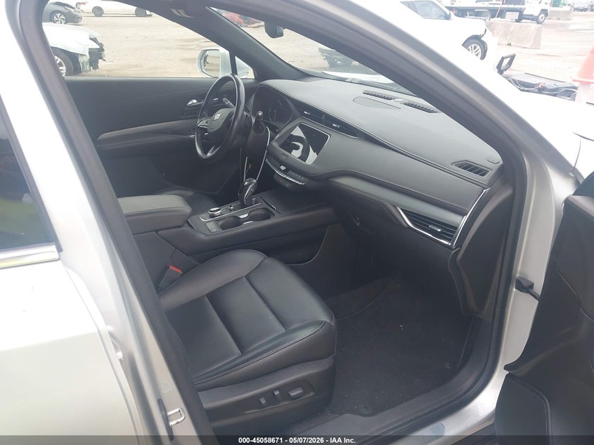 2019 Cadillac Xt4 VIN 1GYFZCR48KF192821 IAAI salvage auction — HAIL, Original (Texas), sold $8,550 on 2026-07-22 (photo 5)