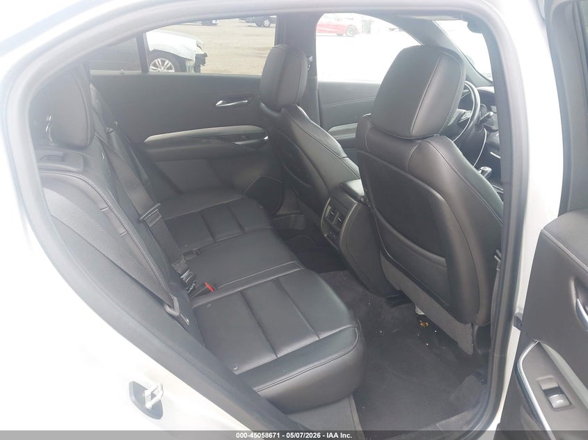2019 Cadillac Xt4 VIN 1GYFZCR48KF192821 IAAI salvage auction — HAIL, Original (Texas), sold $8,550 on 2026-07-22 (photo 8)
