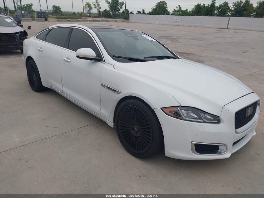 2019 Jaguar Xj VIN SAJWA2G7XK8W21645 IAAI salvage auction — LEFT FRONT, Original (Texas), sold $6,800 on 2026-07-09 (photo 1)
