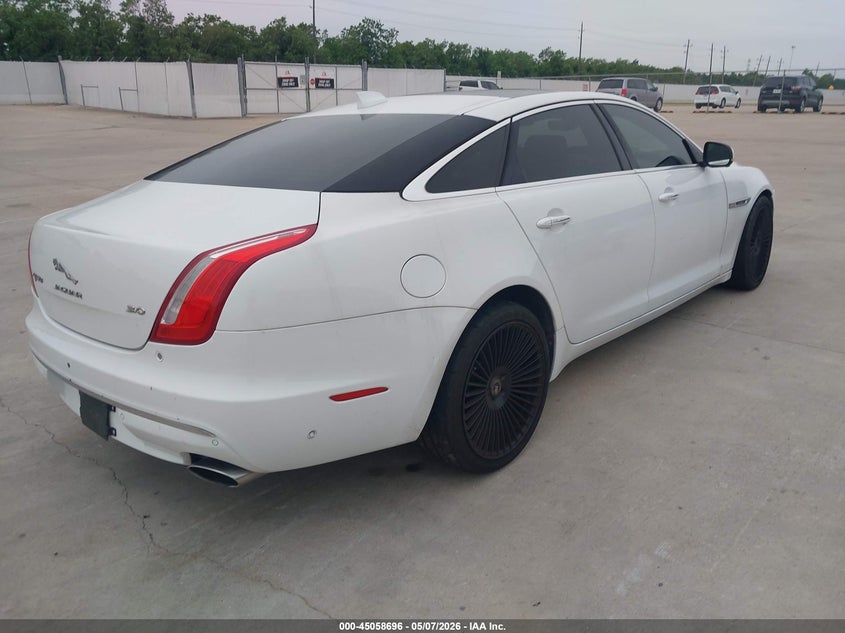 2019 Jaguar Xj VIN SAJWA2G7XK8W21645 IAAI salvage auction — LEFT FRONT, Original (Texas), sold $6,800 on 2026-07-09 (photo 4)