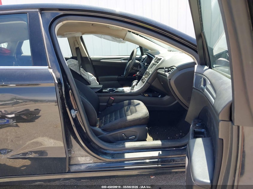 2015 Ford Fusion VIN 3FA6P0H7XFR243398 IAAI salvage auction — LEFT SIDE, Clear (Indiana), sold $1,150 on 2026-07-29 (photo 5)