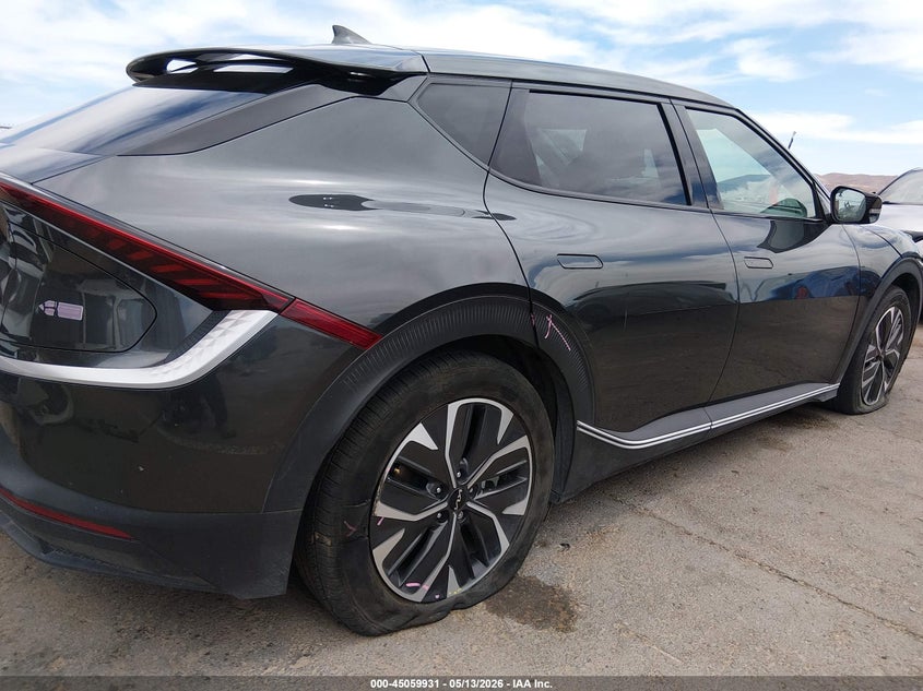 2024 Kia Ev6 VIN KNDC34LA3R5622799 IAAI salvage auction — RIGHT SIDE, Salvage (Texas), sold $10,600 on 2026-07-30 (photo 6)