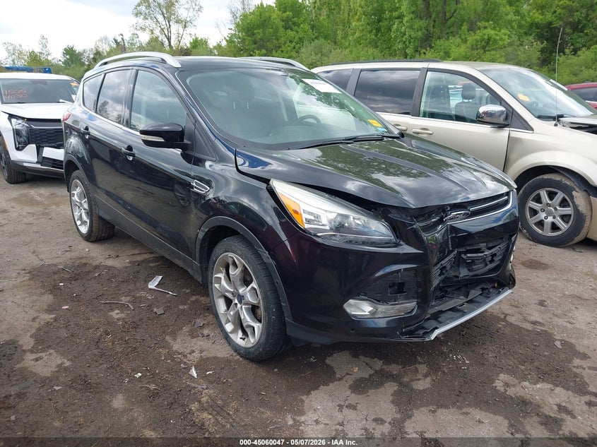 2016 Ford Escape VIN 1FMCU0JX5GUC86701 IAAI salvage auction — FRONT END, Salvage (Ohio), sold $800 on 2026-07-31 (photo 1)