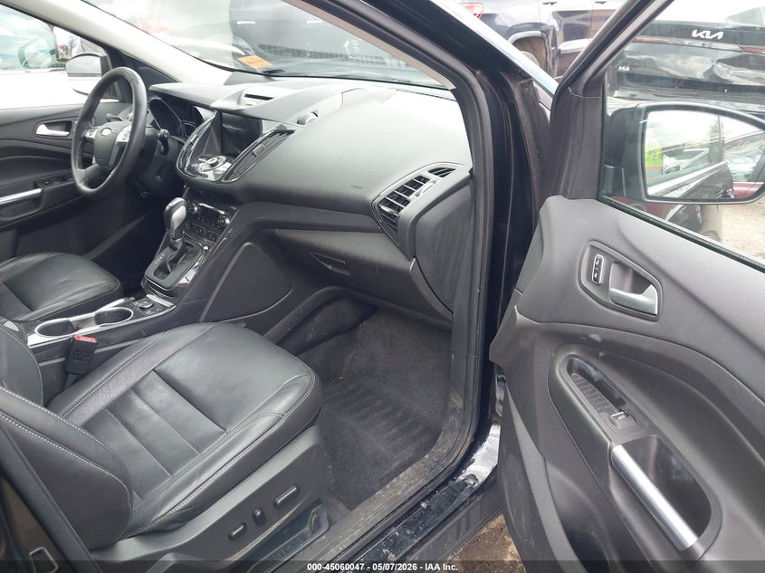 2016 Ford Escape VIN 1FMCU0JX5GUC86701 IAAI salvage auction — FRONT END, Salvage (Ohio), sold $800 on 2026-07-31 (photo 5)