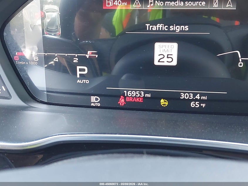 2024 Audi Q3 VIN WA1EECF35R1053692 IAAI salvage auction — FRONT END, Mv-907A (New York), sold $10,325 on 2026-07-24 (photo 7)