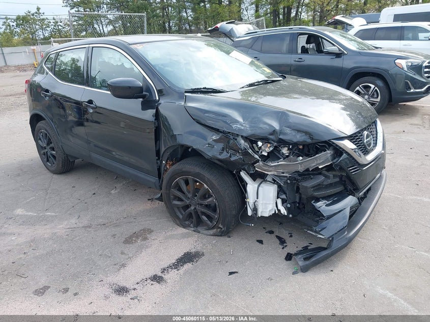 2020 Nissan Rogue VIN JN1BJ1CW8LW647424 IAAI salvage auction — RIGHT FRONT, Mv-907A (New York), sold $1,950 on 2026-07-07 (photo 1)