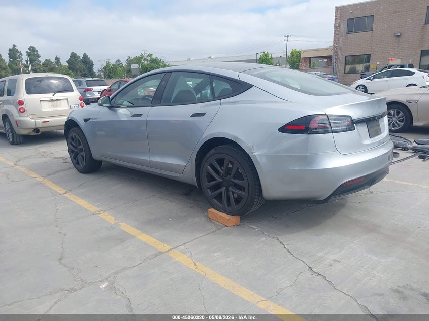 2024 Tesla Model s VIN 5YJSA1E53RF545219 IAAI salvage auction — RIGHT FRONT, Wait Title, sold $20,075 on 2026-08-31 (photo 3)