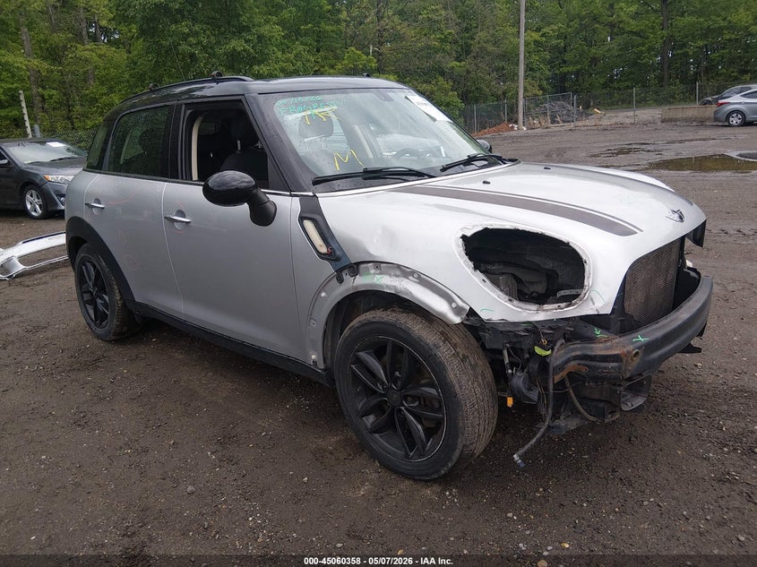 2013 Mini Countryman VIN WMWZC3C50DWM28397 IAAI salvage auction — FRONT END, Salvage - Greater Than 75% (Maryland), sold $550 on 2026-07-22 (photo 1)