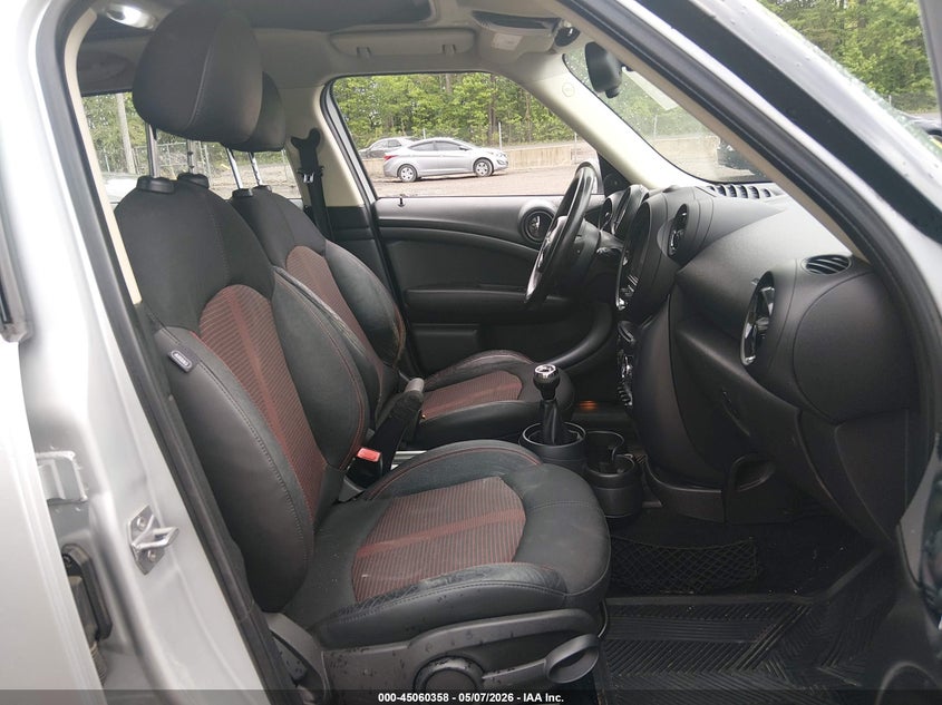 2013 Mini Countryman VIN WMWZC3C50DWM28397 IAAI salvage auction — FRONT END, Salvage - Greater Than 75% (Maryland), sold $550 on 2026-07-22 (photo 5)