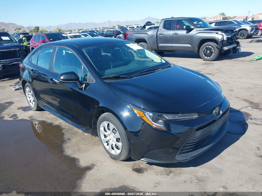 2025 Toyota Corolla VIN 5YFB4MDE3SP352539 IAAI salvage auction — SIDE, Salvage (California), sold $4,900 on 2026-07-28 (photo 1)