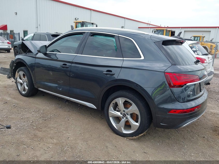2021 Audi Q5 VIN WA1BAAFY0M2132320 IAAI salvage auction — RIGHT FRONT, Salvage (Texas), sold $5,250 on 2026-07-21 (photo 3)