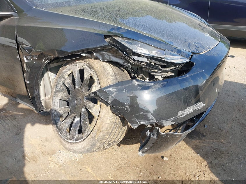 2025 Tesla Model y VIN 7SAYGDED9SA360230 IAAI salvage auction — RIGHT FRONT, Clear (Maryland), sold $10,300 on 2026-07-21 (photo 6)