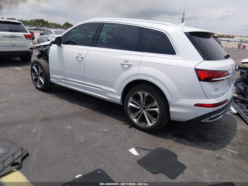 2023 Audi Q7 VIN WA1LXBF7XPD012985 IAAI salvage auction — FRONT END, Rebuildable (Florida), sold $18,700 on 2026-07-30 (photo 3)