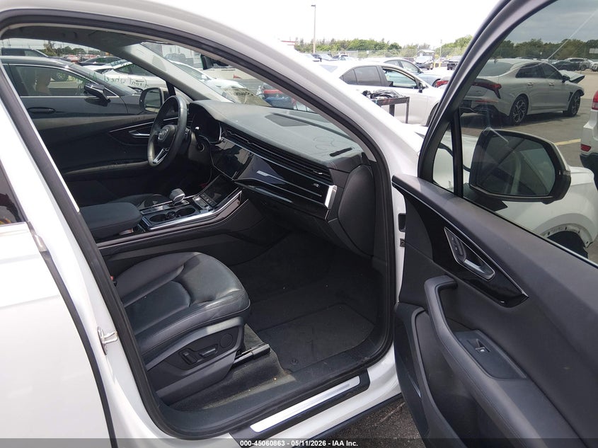 2023 Audi Q7 VIN WA1LXBF7XPD012985 IAAI salvage auction — FRONT END, Rebuildable (Florida), sold $18,700 on 2026-07-30 (photo 5)