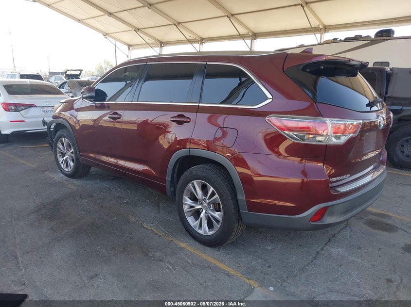 2015 Toyota Highlander VIN 5TDKKRFH6FS083895 IAAI salvage auction — FRONT END, Salvage (California), sold $7,200 on 2026-07-21 (photo 3)