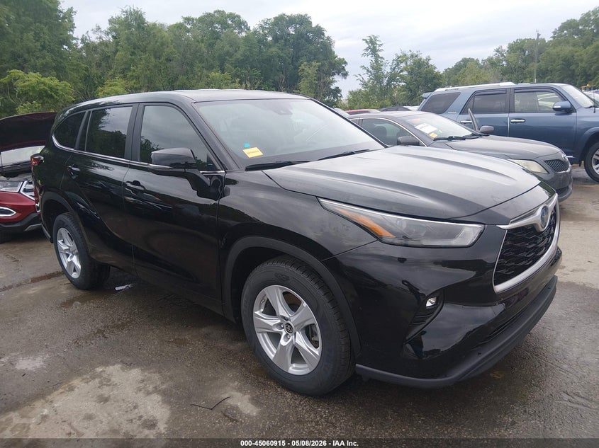 2023 Toyota Highlander VIN 5TDZARAH9PS518306 — IAAI salvage auction photo