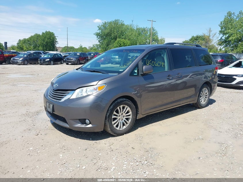 2014 Toyota Sienna VIN 5TDYK3DCXES507849 IAAI salvage auction — NORMAL WEAR, Original (Ohio), sold $3,525 on 2026-07-08 (photo 2)