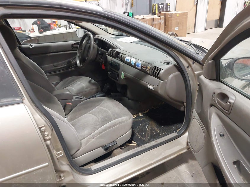 2004 Chrysler Sebring VIN 1C3EL46X84N273676 IAAI salvage auction — FRONT & REAR, Salvage (North Dakota), sold $300 on 2026-07-09 (photo 5)