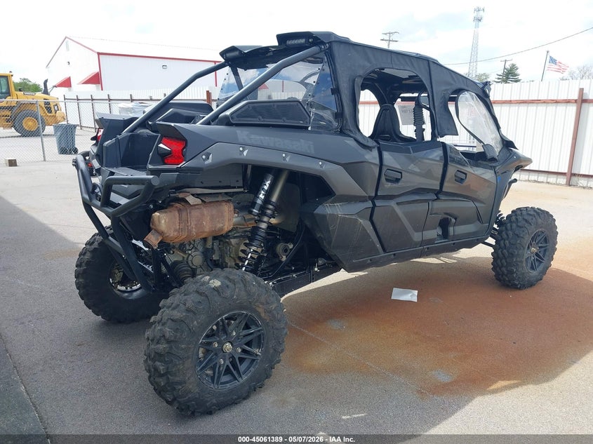 2025 Kawasaki VIN JKARTCH13SB500751 IAAI salvage auction — SIDE, Salvage (Indiana), sold $3,050 on 2026-07-21 (photo 4)