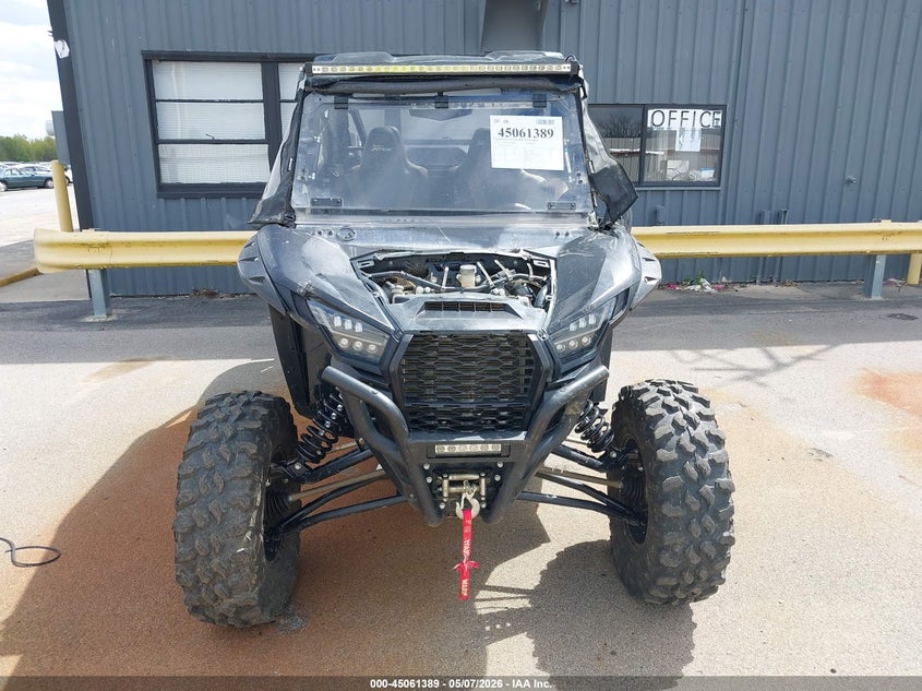 2025 Kawasaki VIN JKARTCH13SB500751 IAAI salvage auction — SIDE, Salvage (Indiana), sold $3,050 on 2026-07-21 (photo 5)