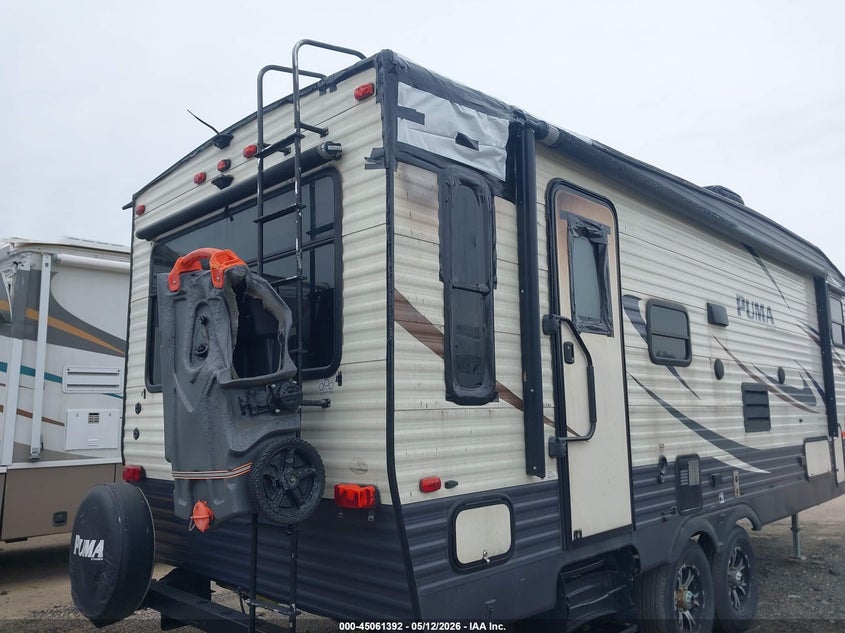 2017 Palomino Puma VIN 4X4FPUA24HP066285 IAAI salvage auction — Unknown, Clear (Indiana), sold $1,250 on 2026-07-28 (photo 6)