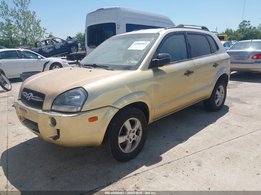 2005 Hyundai Tucson VIN KM8JM12B25U079504 IAAI salvage auction — NORMAL WEAR, Clear (Missouri), sold $275 on 2026-07-28 (photo 2)