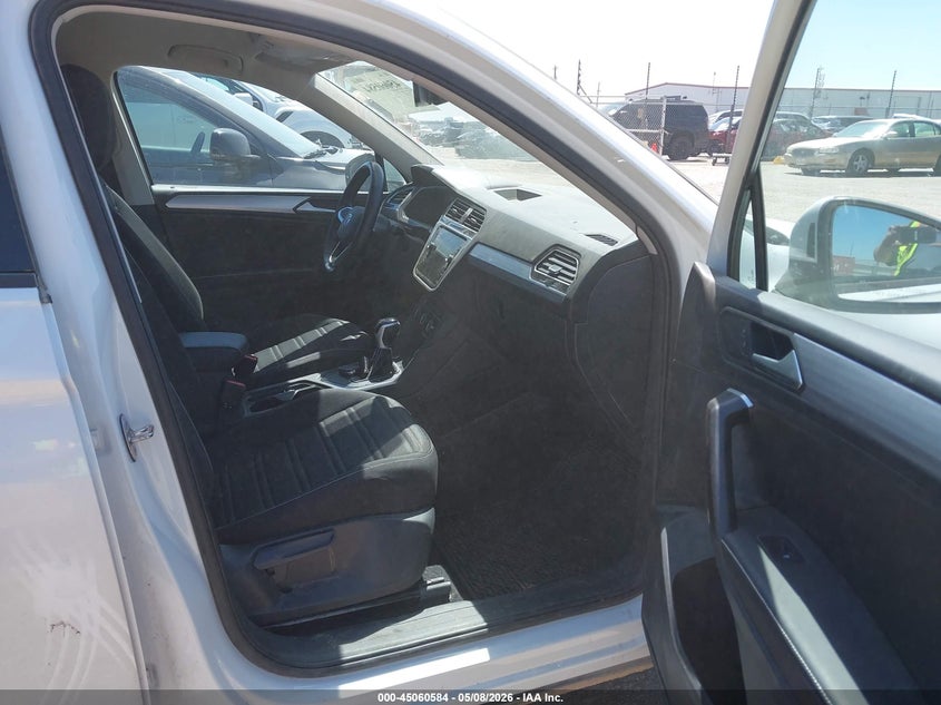 2024 Volkswagen Tiguan VIN 3VVRB7AXXRM126500 IAAI salvage auction — REAR END, Original (Texas), sold $9,725 on 2026-07-24 (photo 5)