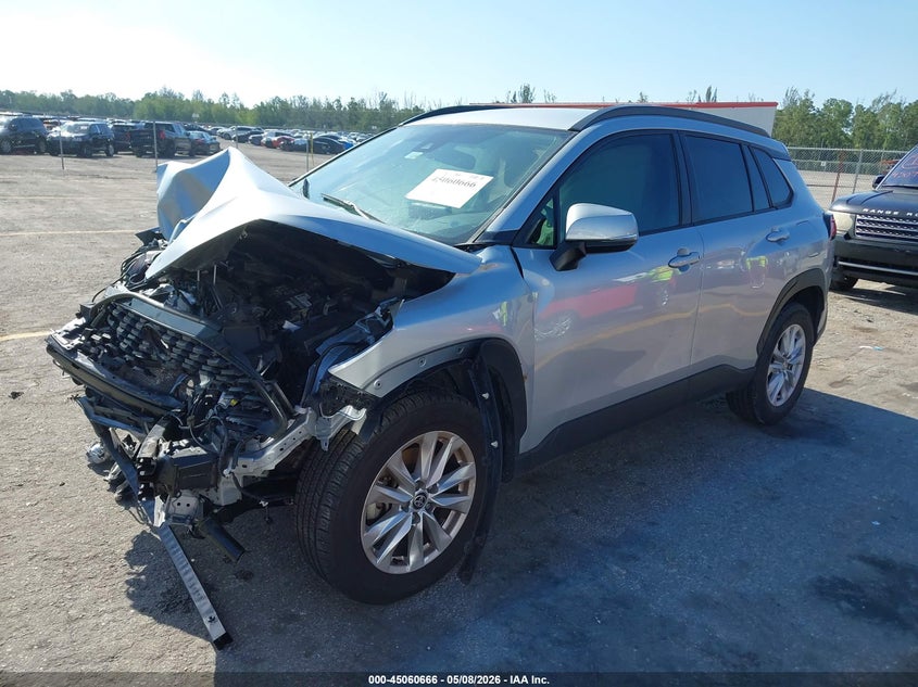 2022 Toyota Corolla cross VIN 7MUCAAAG3NV004243 IAAI salvage auction — FRONT END, Certificate Of Destruction (Florida), sold $3,100 on 2026-07-20 (photo 2)