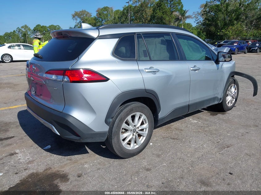 2022 Toyota Corolla cross VIN 7MUCAAAG3NV004243 IAAI salvage auction — FRONT END, Certificate Of Destruction (Florida), sold $3,100 on 2026-07-20 (photo 4)