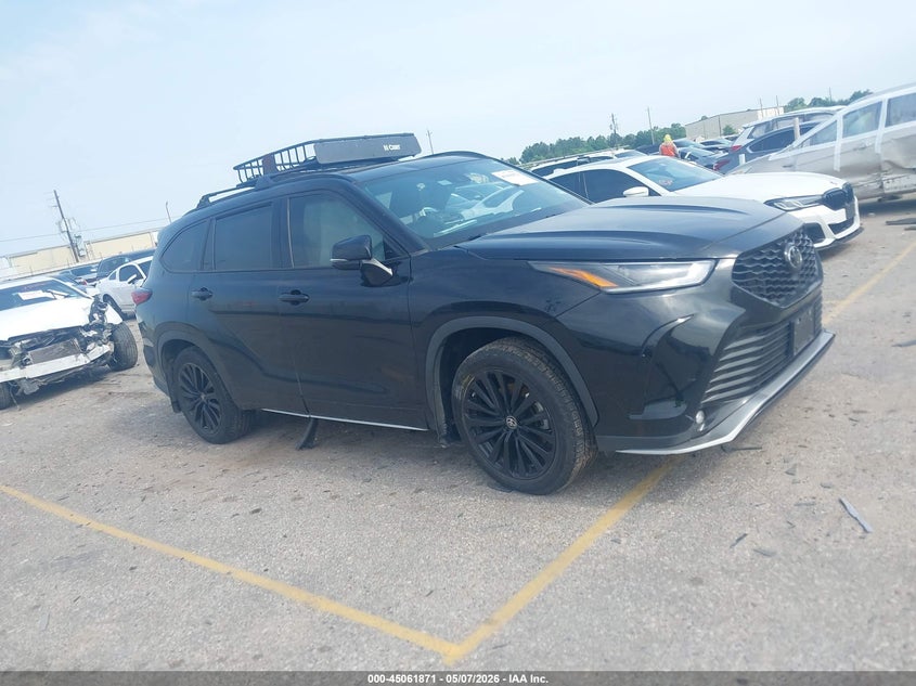 2023 Toyota Highlander VIN 5TDKDRAH2PS016875 IAAI salvage auction — SIDE, Salvage (Texas), sold $8,500 on 2026-07-31 (photo 1)