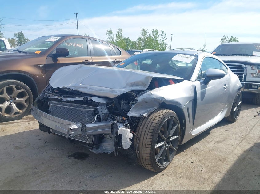 2025 Subaru Brz VIN JF1ZDBE14S8703460 IAAI salvage auction — FRONT END, Salvage (Ohio), sold $4,500 on 2026-07-21 (photo 2)