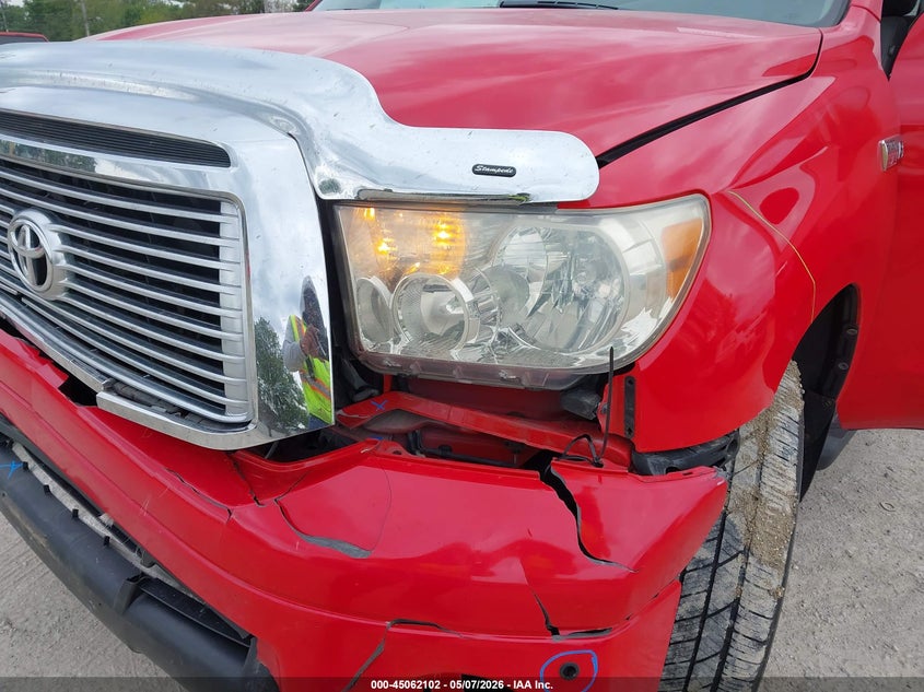 2010 Toyota Tundra VIN 5TFHW5F15AX157935 IAAI salvage auction — UNKNOWN, Salvage (Illinois), sold $5,250 on 2026-07-21 (photo 6)
