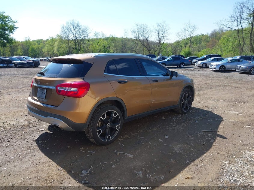 2018 Mercedes-benz Gla-klasse VIN WDCTG4GB5JJ409544 IAAI salvage auction — LEFT SIDE, Salvage (Pennsylvania), sold $3,250 on 2026-07-14 (photo 4)
