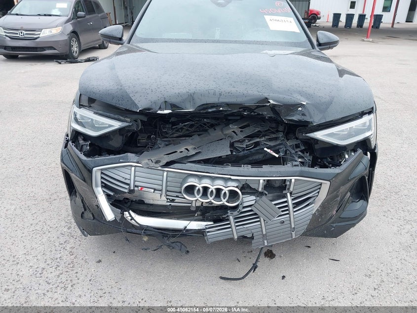 2022 Audi E-tron sportback VIN WA12AAGEXNB032358 IAAI salvage auction — FRONT END, Original (Texas), sold $14,300 on 2026-07-16 (photo 6)