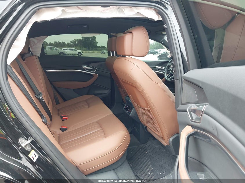 2022 Audi E-tron sportback VIN WA12AAGEXNB032358 IAAI salvage auction — FRONT END, Original (Texas), sold $14,300 on 2026-07-16 (photo 8)