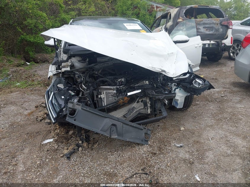 2019 Volkswagen Arteon VIN WVWSR7AN1KE024573 IAAI salvage auction — FRONT END, Salvage (Ohio), sold $2,450 on 2026-07-14 (photo 6)