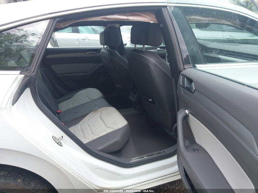 2019 Volkswagen Arteon VIN WVWSR7AN1KE024573 IAAI salvage auction — FRONT END, Salvage (Ohio), sold $2,450 on 2026-07-14 (photo 8)