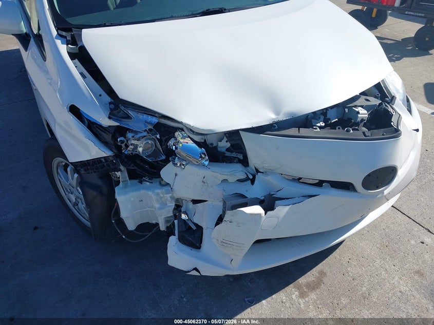 2011 Toyota Prius VIN JTDKN3DU4B0246299 IAAI salvage auction — FRONT END, Salvage (Indiana), sold $925 on 2026-07-10 (photo 6)