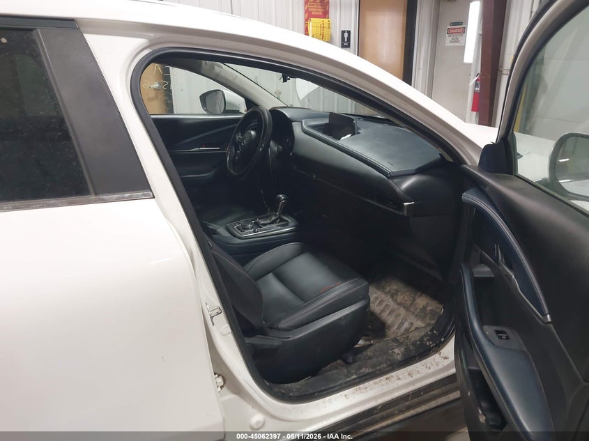 2020 Mazda Cx-30 VIN 3MVDMBCL3LM119667 IAAI salvage auction — ALL OVER, Salvage (North Dakota), sold $3,100 on 2026-07-09 (photo 5)