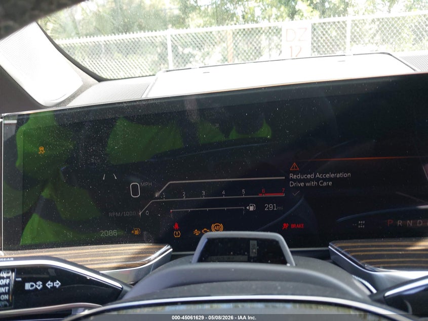 2025 Cadillac Escalade VIN 1GYS9LRL5SR330982 IAAI salvage auction — ENGINE BURN, Rebuildable (Florida), sold $59,750 on 2026-07-27 (photo 7)