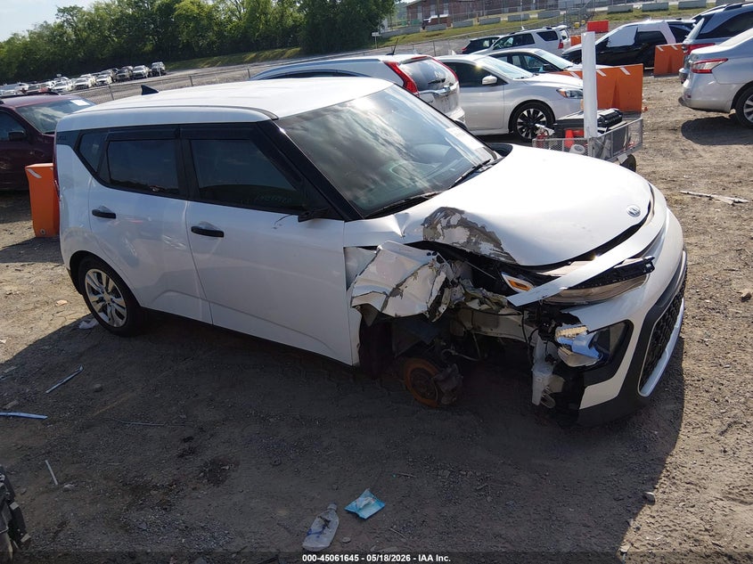 2020 Kia Soul VIN KNDJ22AU7L7030734 IAAI salvage auction — FRONT END, Salvage Title, sold $825 on 2026-07-23 (photo 1)