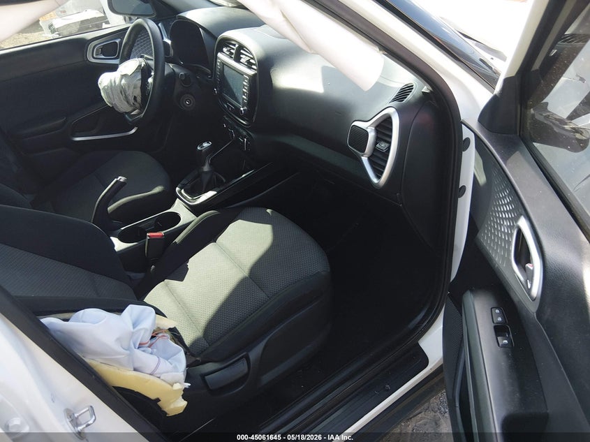 2020 Kia Soul VIN KNDJ22AU7L7030734 IAAI salvage auction — FRONT END, Salvage Title, sold $825 on 2026-07-23 (photo 5)