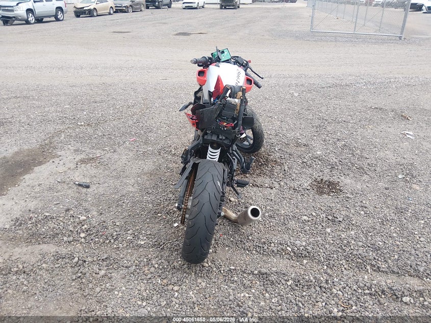2025 Cf moto 300nk VIN LCEPDPL14S6001507 IAAI salvage auction — ALL OVER, Salvage (Louisiana), sold $50 on 2026-07-29 (photo 6)